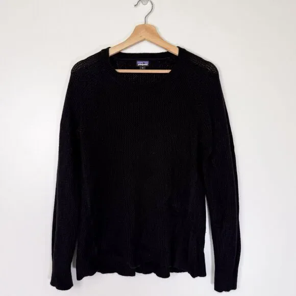 Patagonia Women's Recycled Cashmere Crew in Black Sz Medium Cashmere Wool Blend - Picture 2 of 8